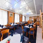 Kristal 2* יהורינה