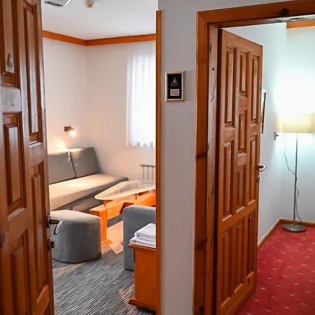Hotel Kristal